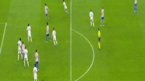 2025年中国国家队A级赛事战绩概览：13场交锋3胜4平6负